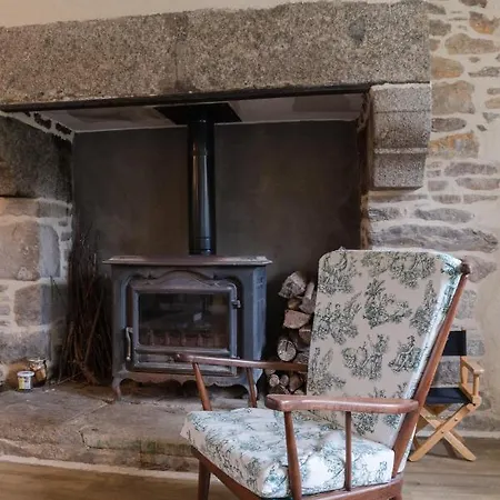 Kerdibis - Charmante Maison Bretonne Proche Lampaul-Ploudalmézeau